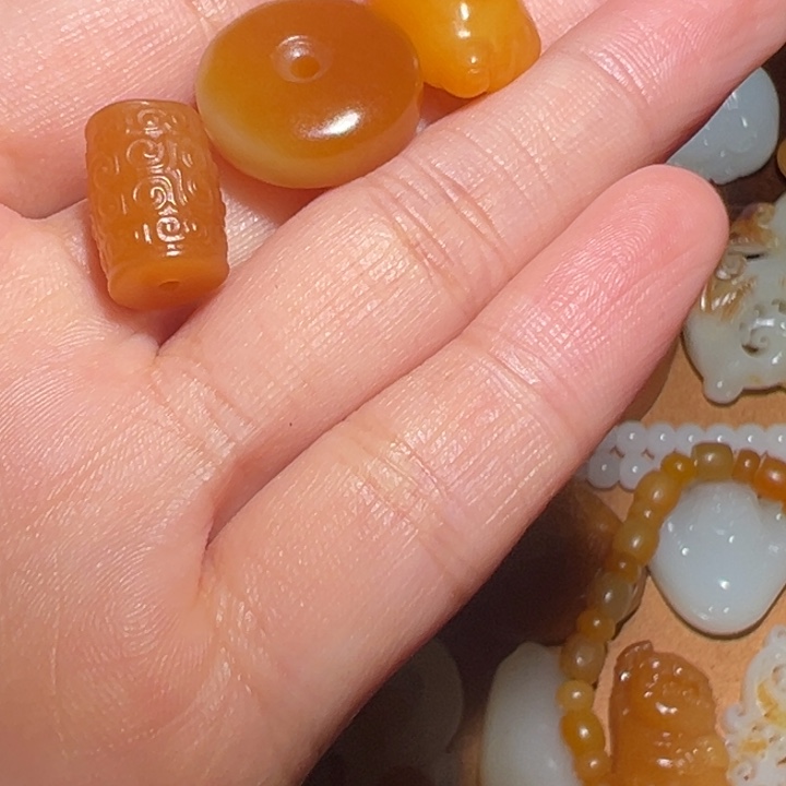 未镶嵌和田玉挂件