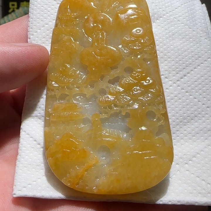 翡翠颈饰未镶嵌山水悟道