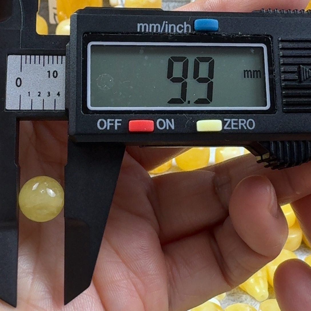 蜜蜡未镶嵌裸石13杂