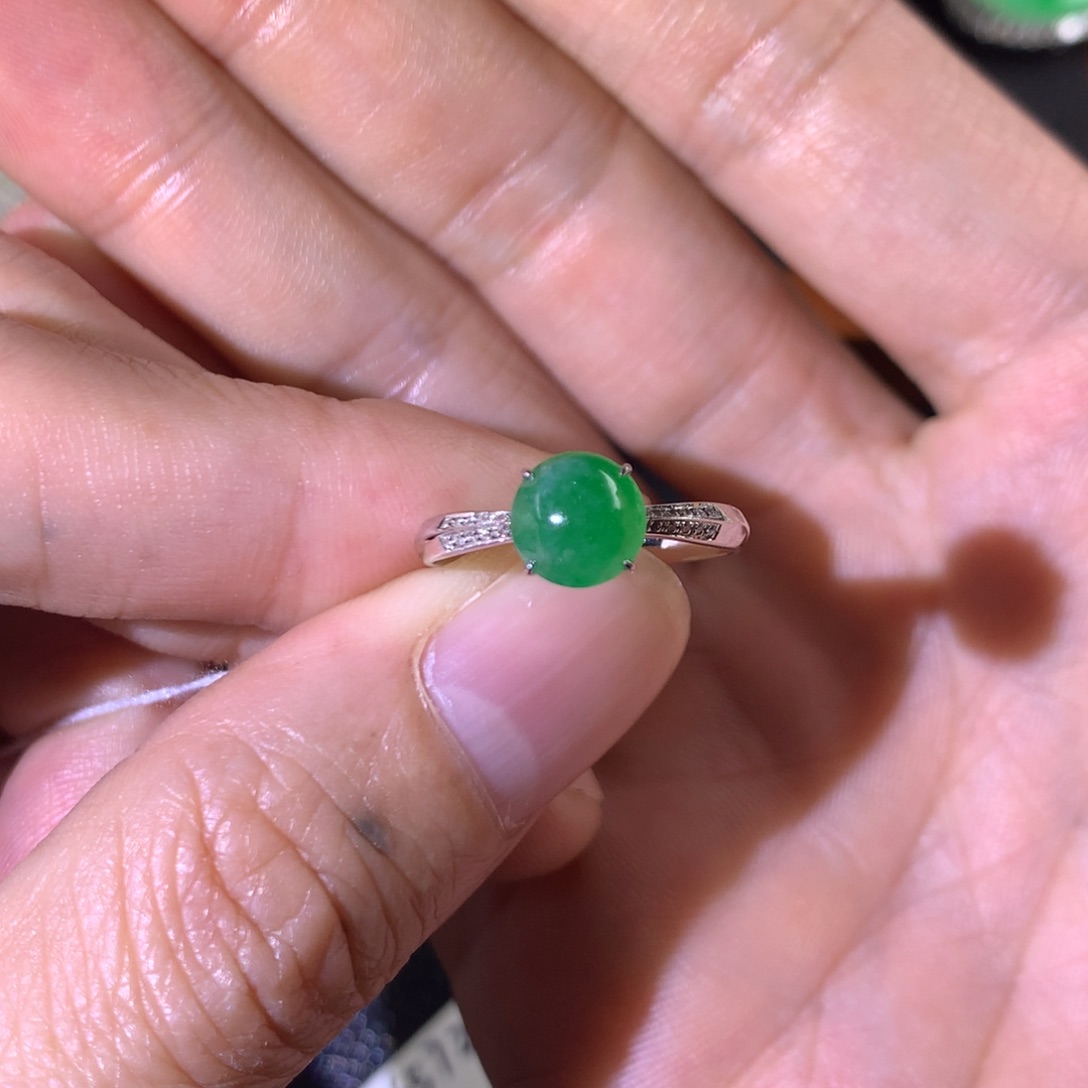 老***啊翡翠18K金镶嵌戒指翡翠