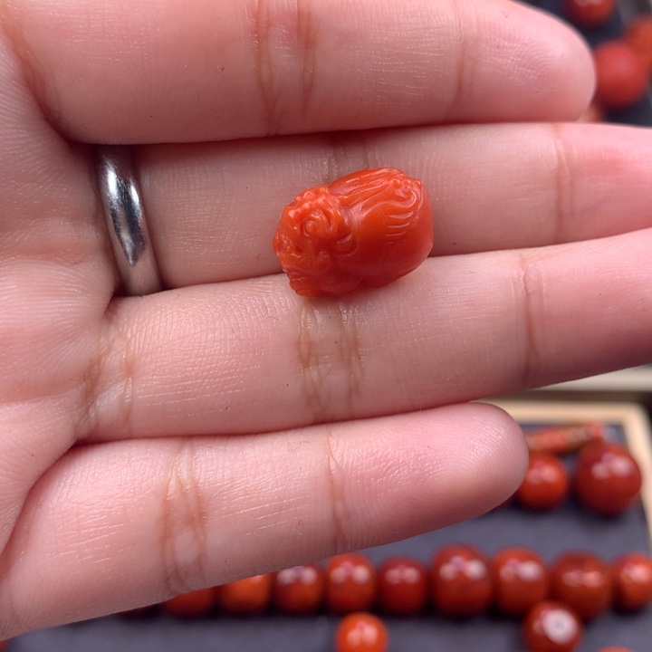 南红玛瑙未镶嵌貔貅10mm