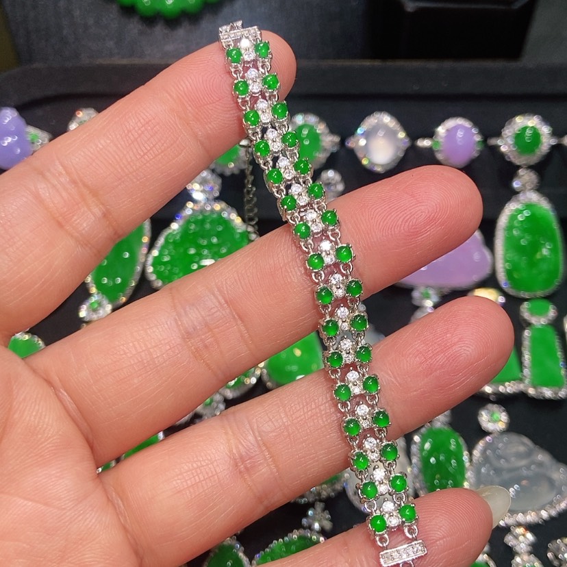 【闪购商品】翡翠手链未镶嵌天然翡翠