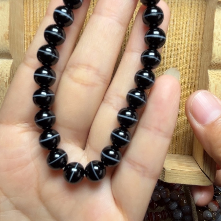 大***车未镶嵌手链玛瑙/玉髓