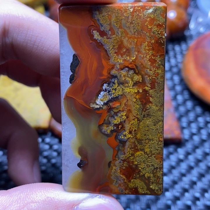 玛瑙/玉髓颈饰未镶嵌