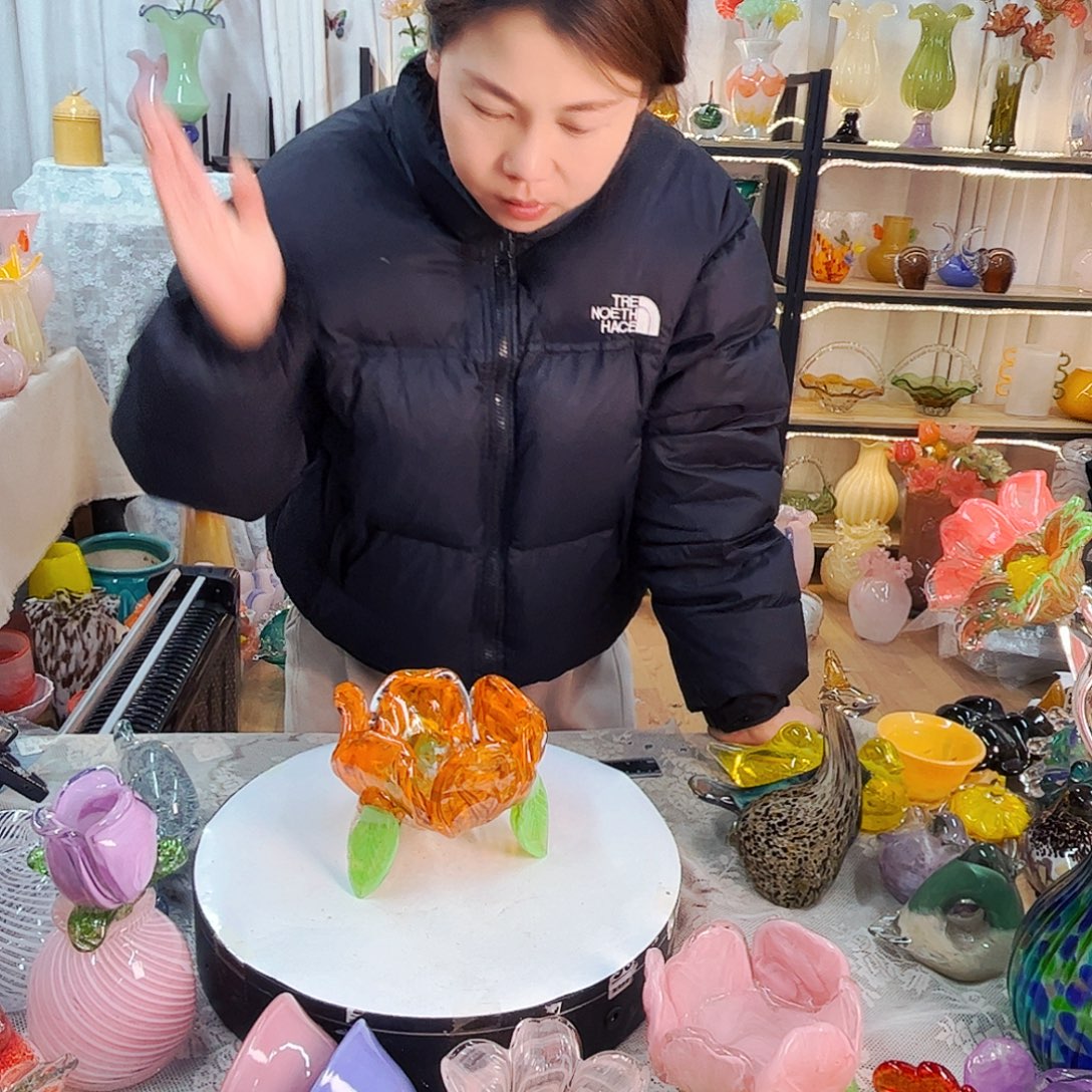 花碗瑕家悦琉璃工艺品