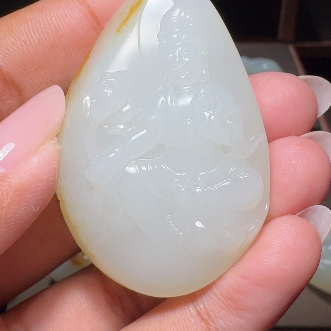 细***月颈饰未镶嵌和田玉