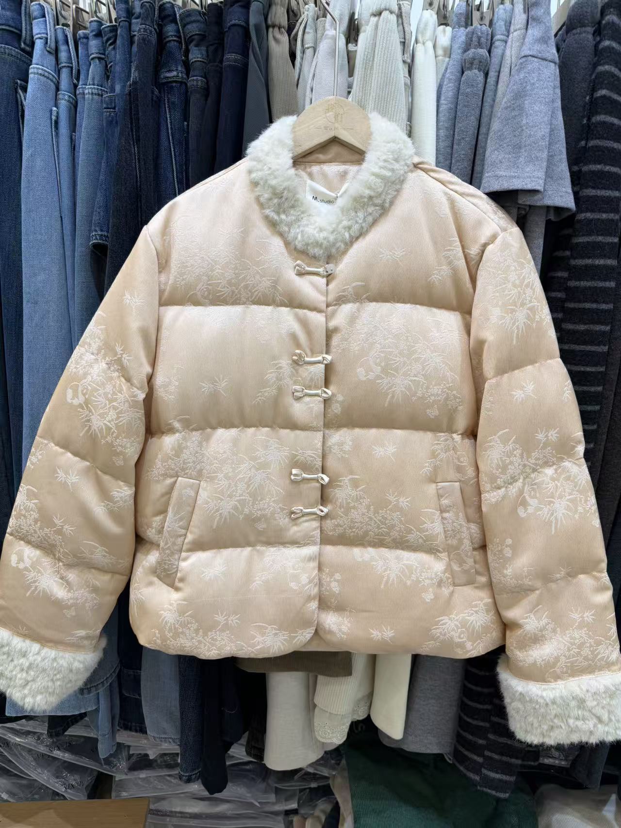 我们家 冬季上新拼接羊羔毛新中式国风羽绒服