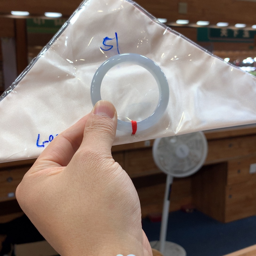 未镶嵌手镯翡翠买断