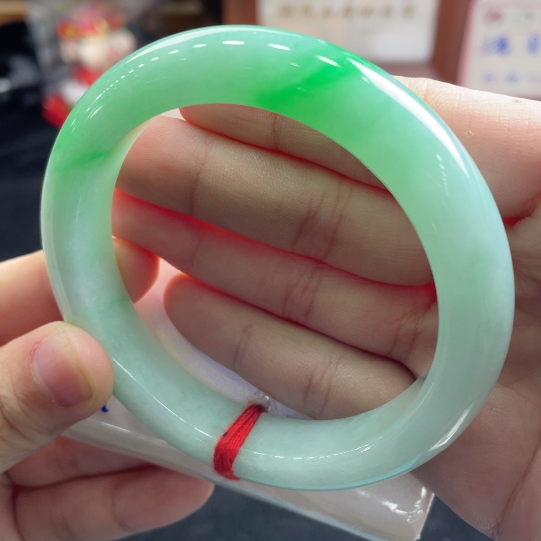 翡翠未镶嵌手镯6号