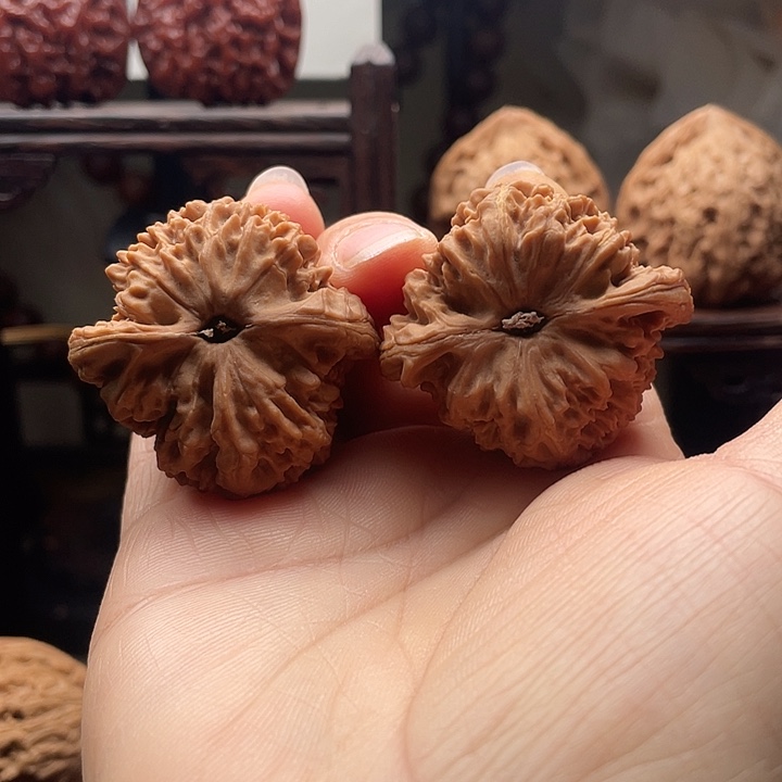 乐***活吊坠文玩核桃全品无修南疆石