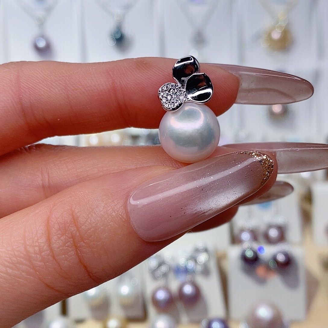 淡水珍珠银S925镶嵌吊坠(赠链)