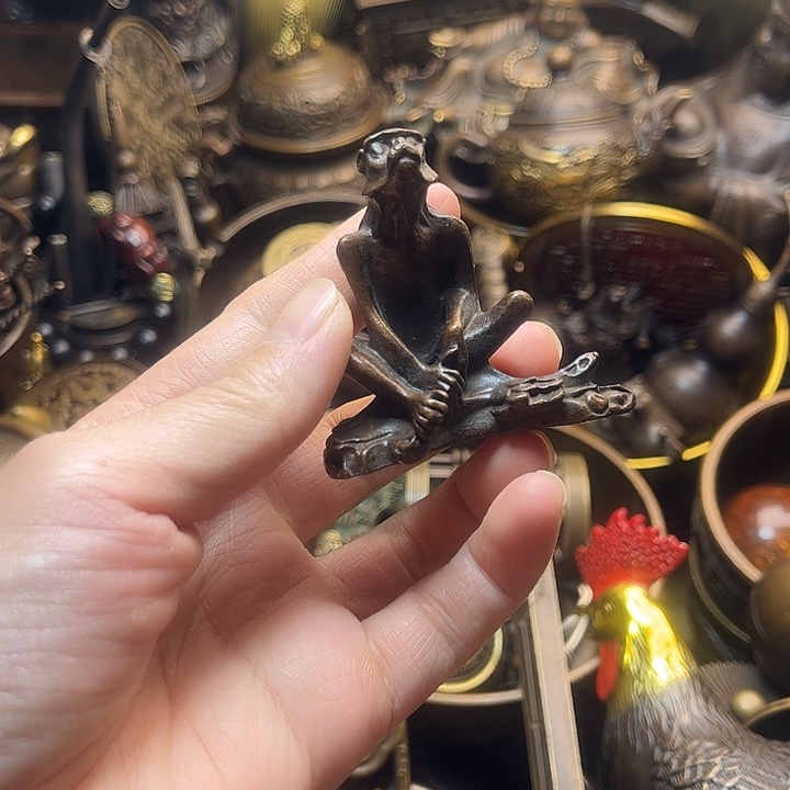 精美铜器工艺品等