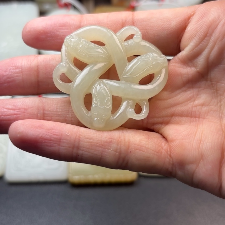 节***和田玉未镶嵌挂件