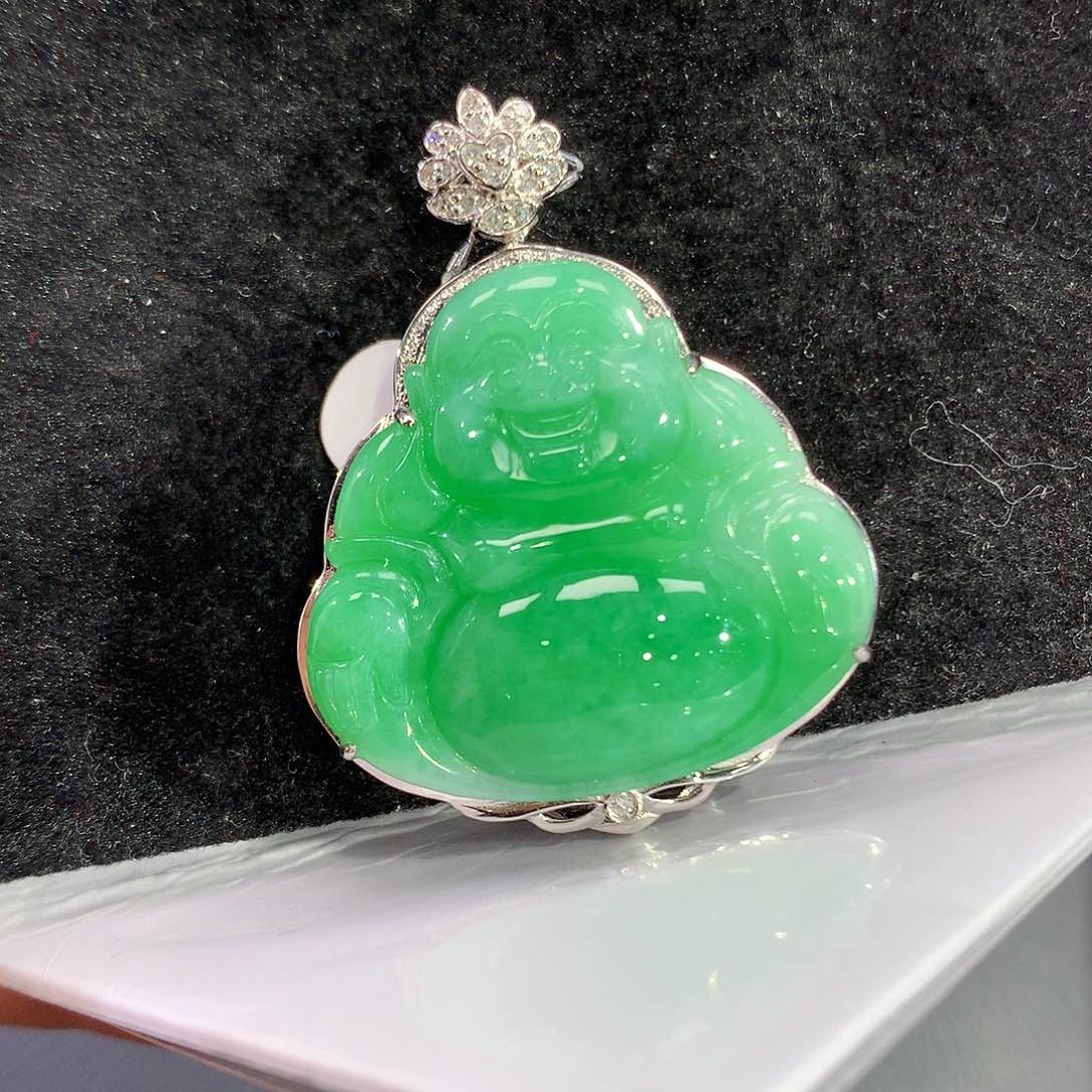 翡翠吊坠(赠链)18K金镶嵌