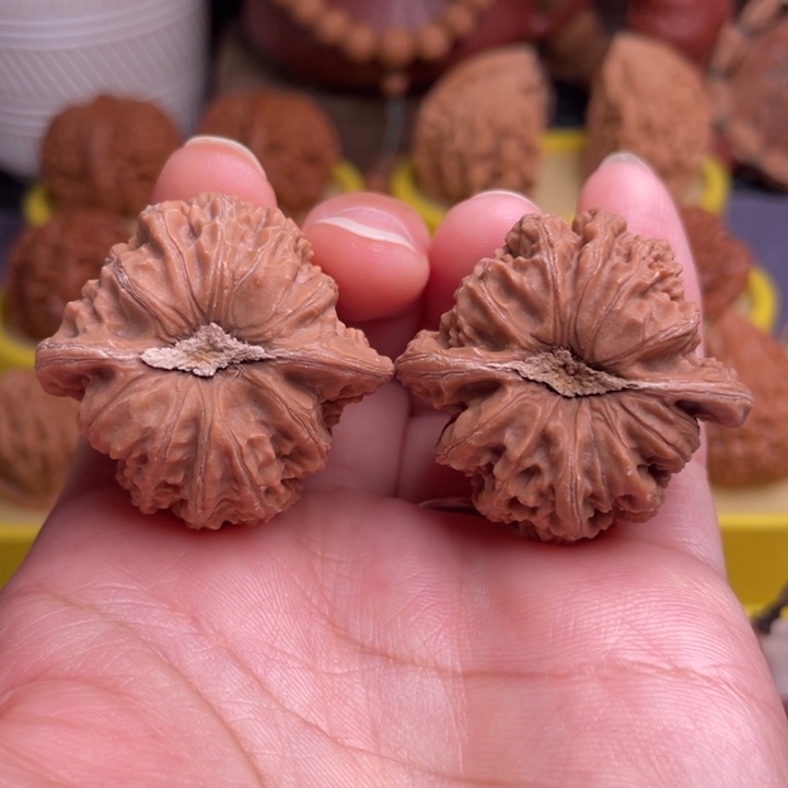 吊坠文玩核桃密纹38