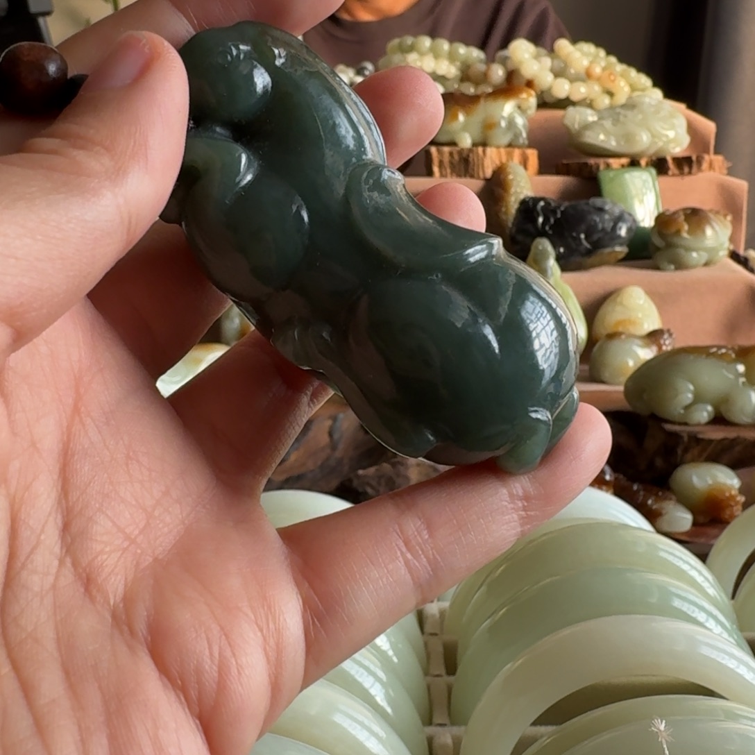 和田玉（糖玉）未镶嵌挂件