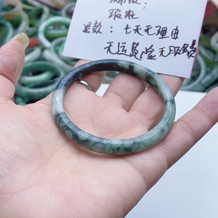 翡翠未镶嵌手镯手镯