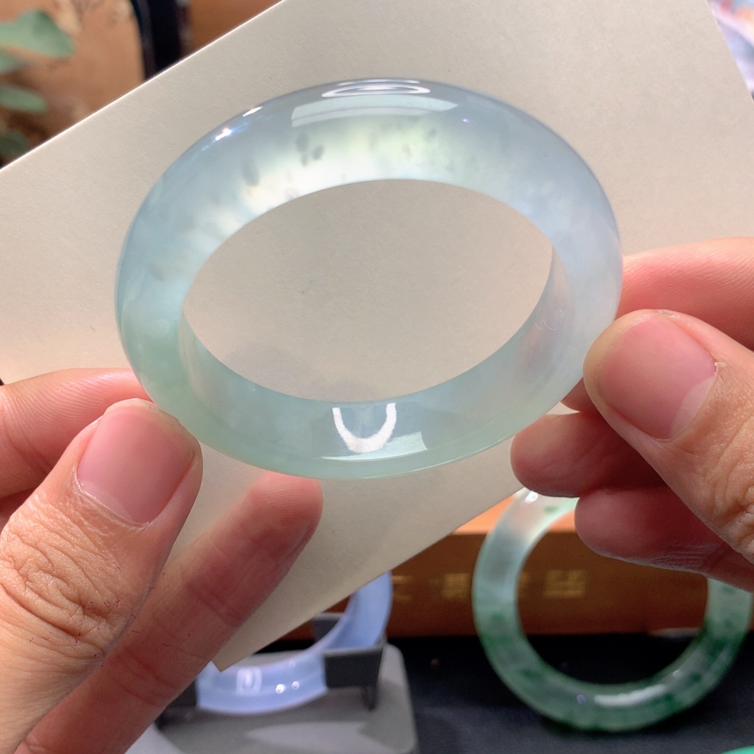 翡翠未镶嵌手镯小圈口力推