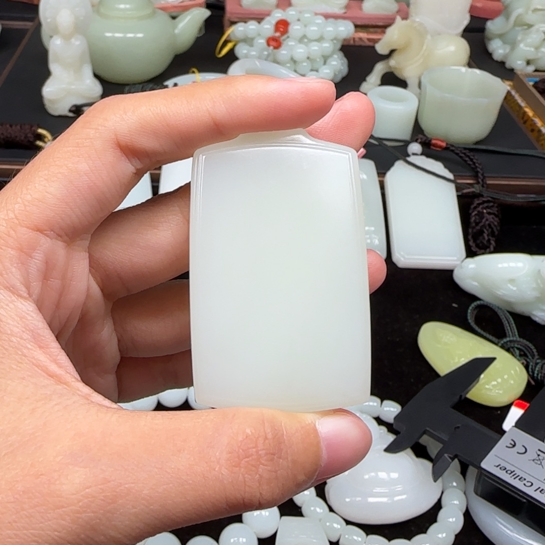 y***b未镶嵌和田玉挂件