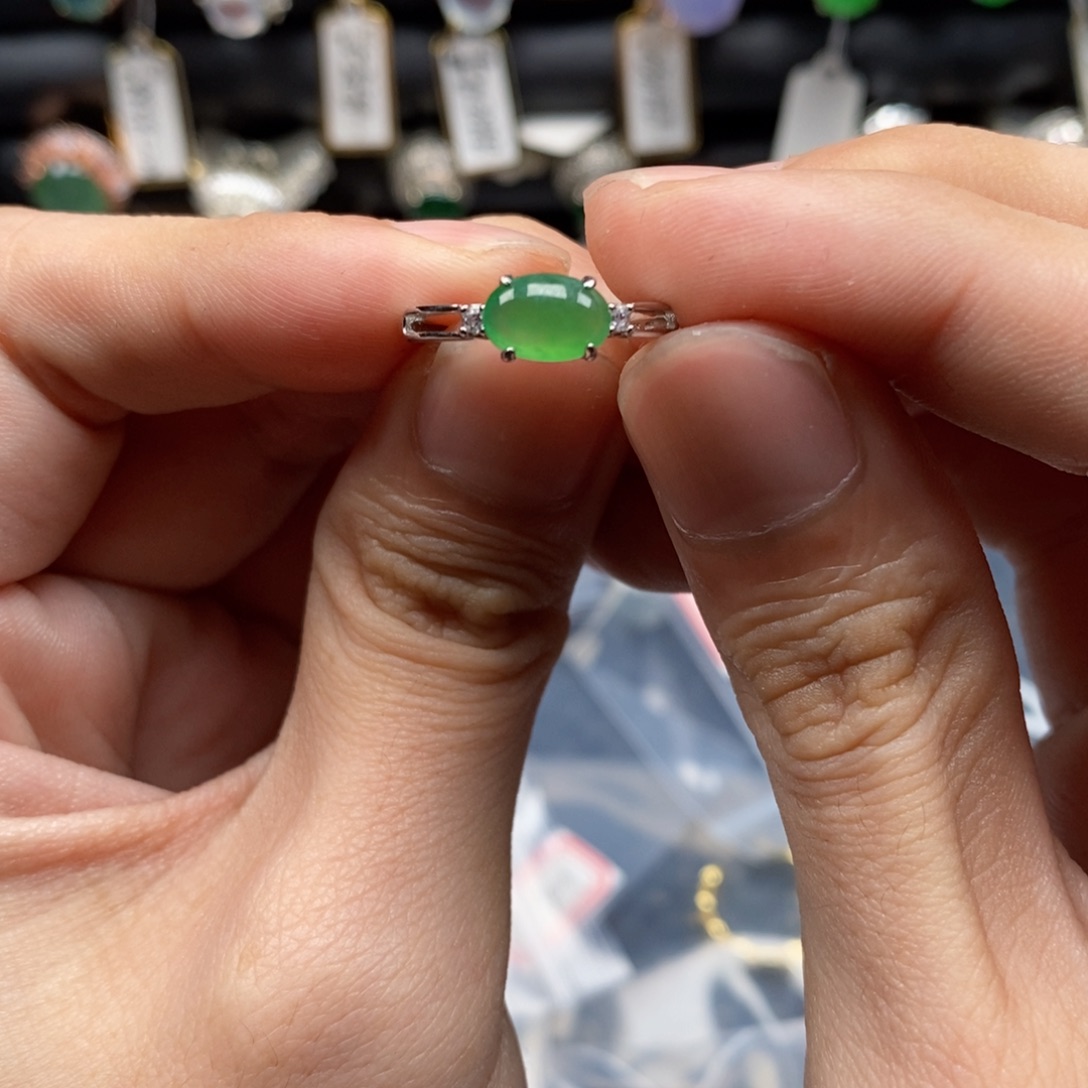 翡翠戒指银S925镶嵌花*了天然缅甸翡翠a货