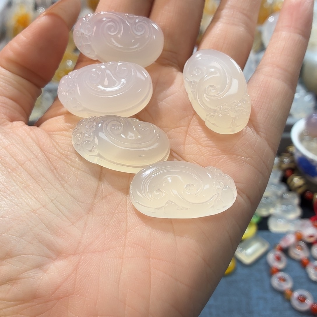 玛瑙/玉髓未镶嵌颈饰