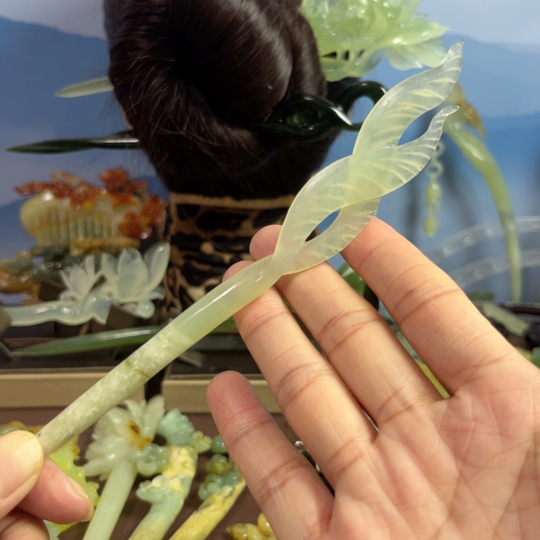 蛇纹石玉发饰合金