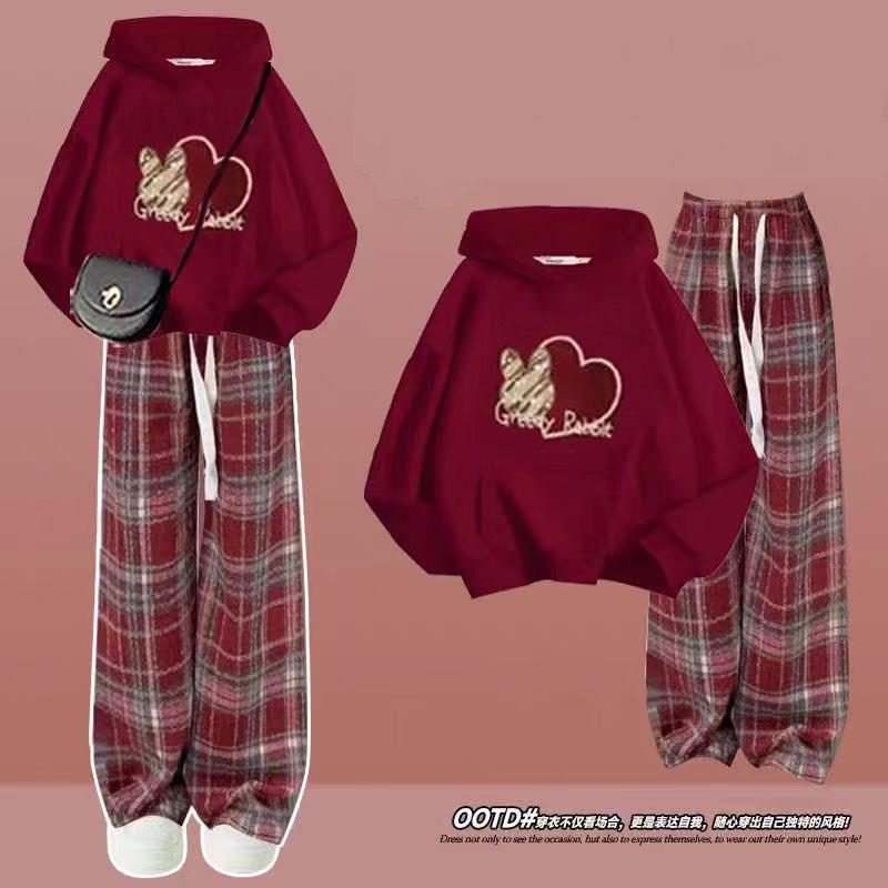 2026年新款本命年红色连帽卫衣女秋冬装宽松初中生慵懒风外套上衣