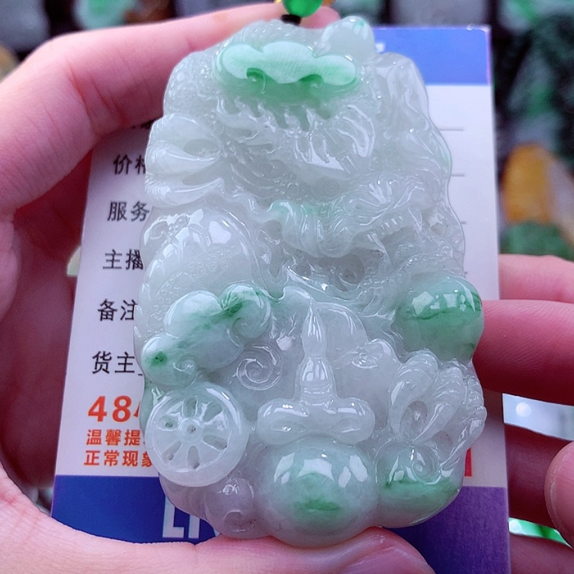 【闪购商品】翡翠颈饰未镶嵌天然