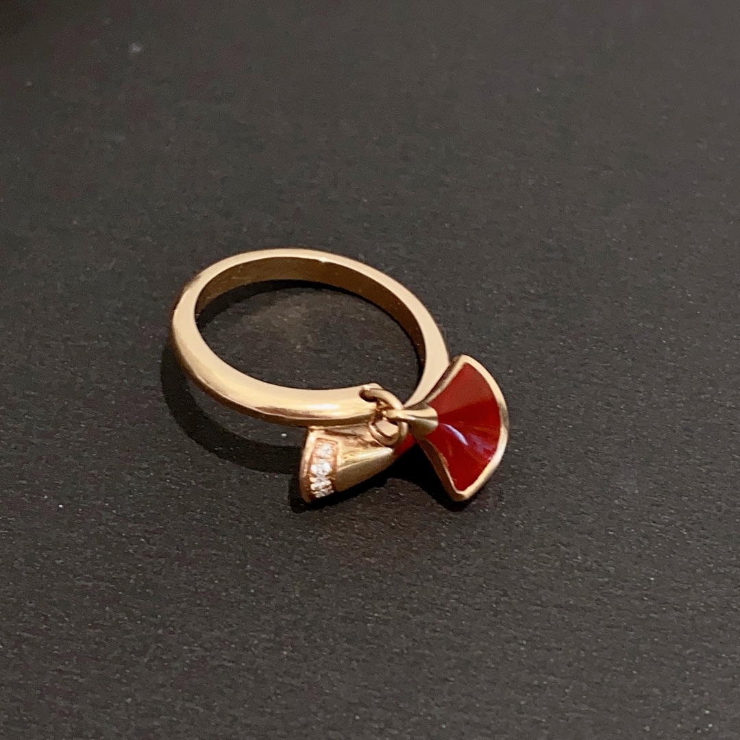 95新 BVLGARI/宝格丽 扇子戒指红玉髓镶钻51号 15727554