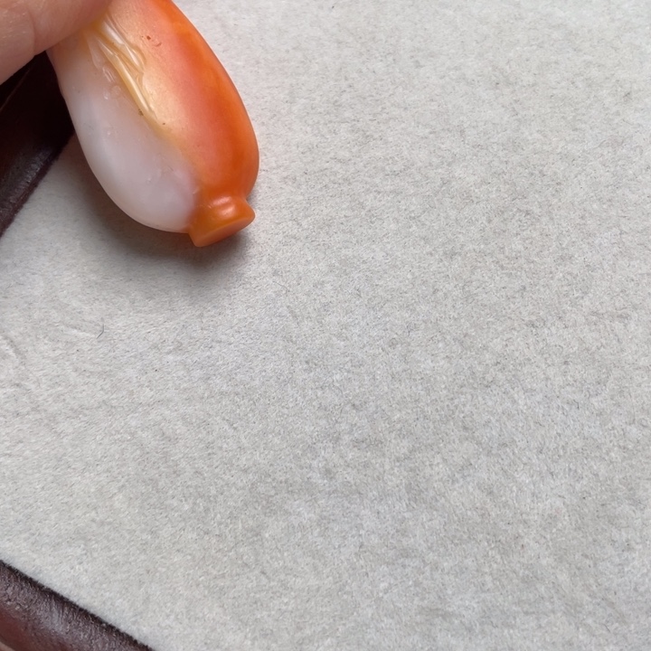 躺****珐琅非金属宝瓶挂件