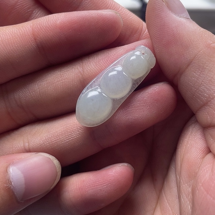 颈饰未镶嵌翡翠1111