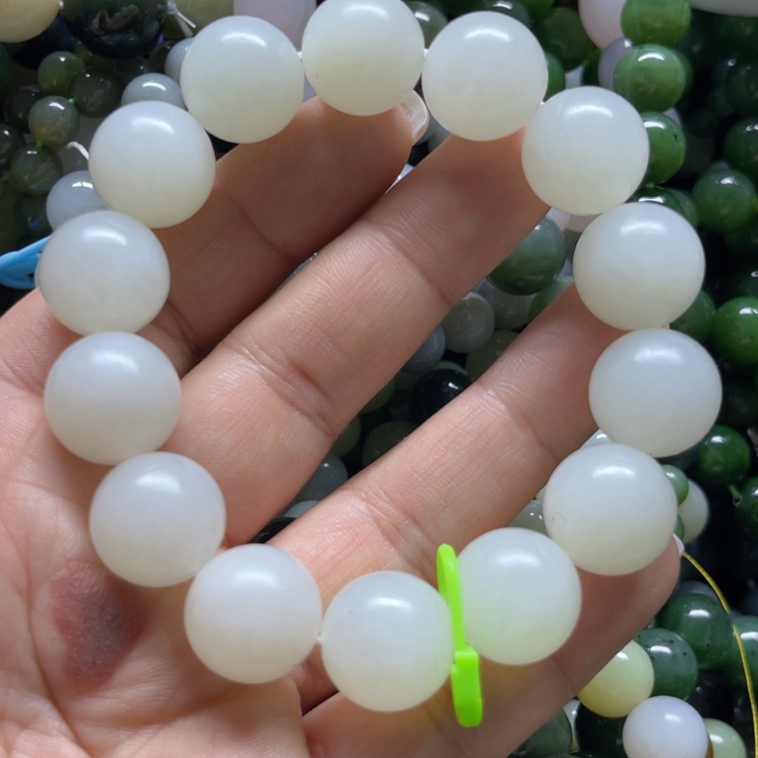 和田玉手链未镶嵌