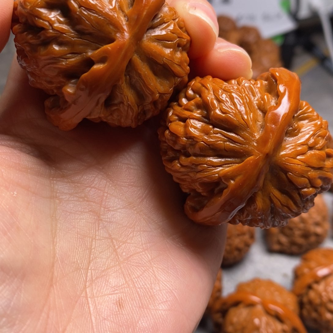 吊坠文玩核桃全****?