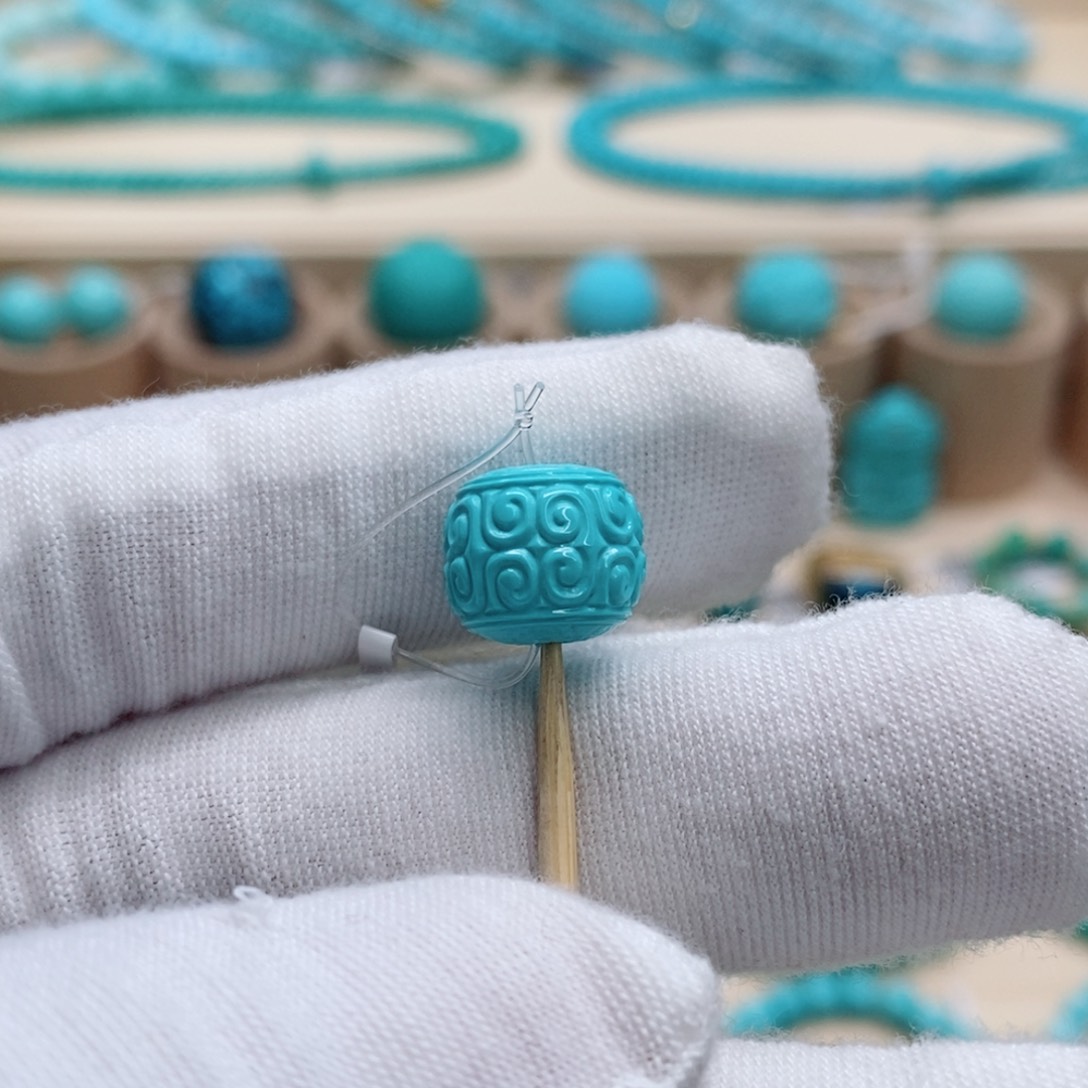 绿松石珠宝奇石未镶嵌阿**.