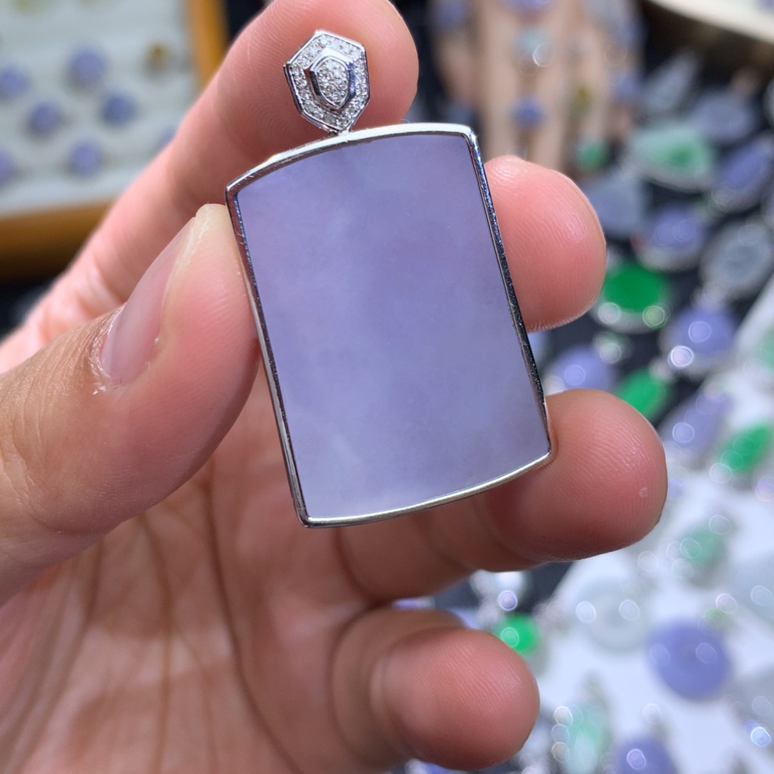 翡翠18K金镶嵌吊坠(不含链)签收后48小时鉴赏期