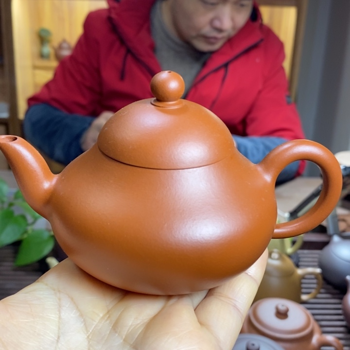 紫砂茶壶龙*梨型，半手，小红泥