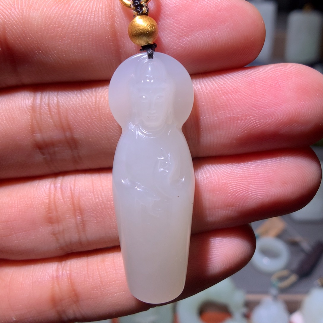 和田玉未镶嵌颈饰