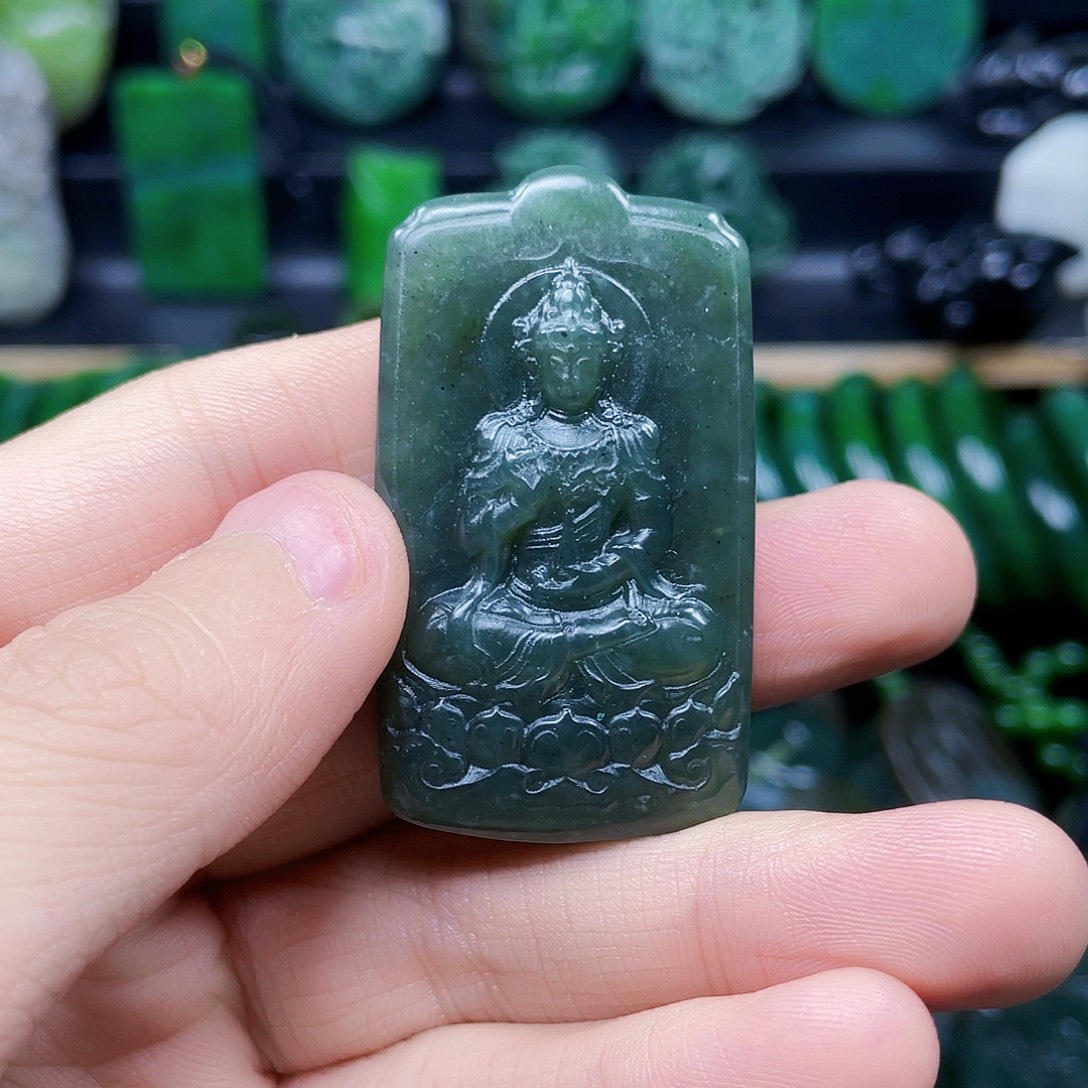 和田玉未镶嵌珠宝半成品