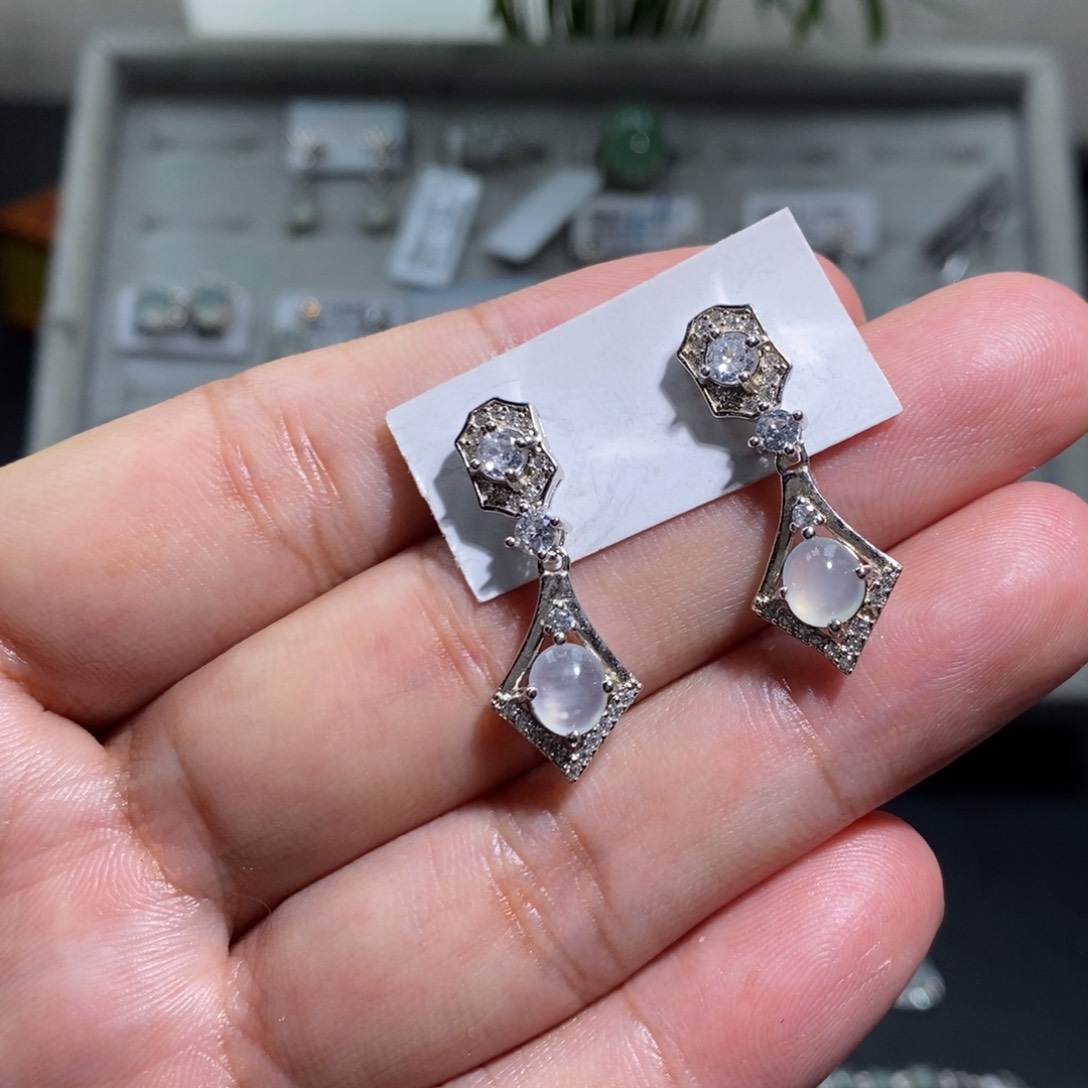 翡翠挂件银S925镶嵌耳钉