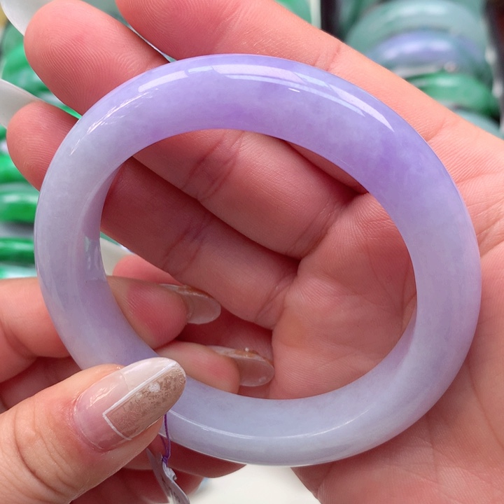 翡翠手镯未镶嵌57.5圈口