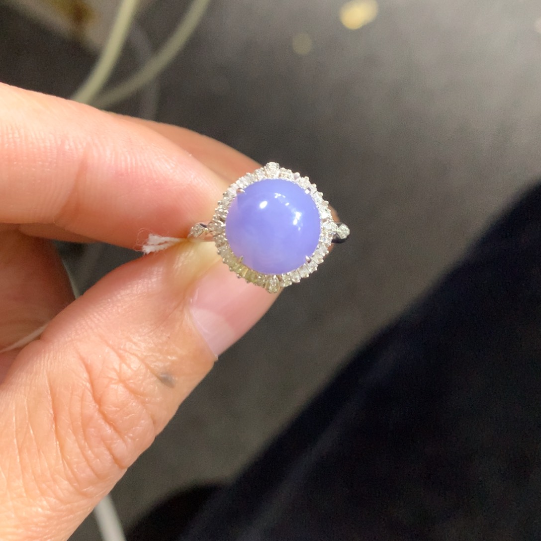 翡翠戒指18K金镶嵌翡翠