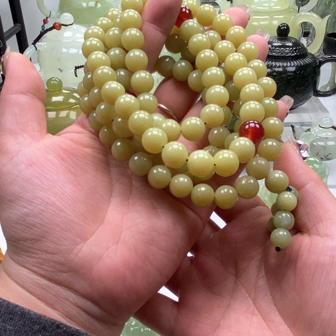 蛇纹石玉壶未镶嵌