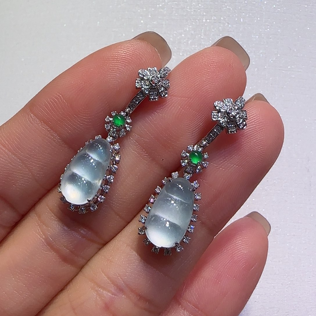 翡翠耳坠18K金镶嵌福豆