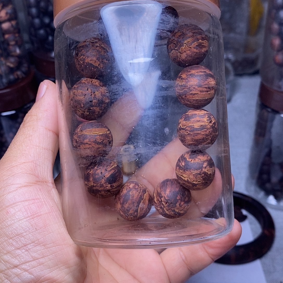 任***哥木2.0缅甸小叶降真香爆甲手串