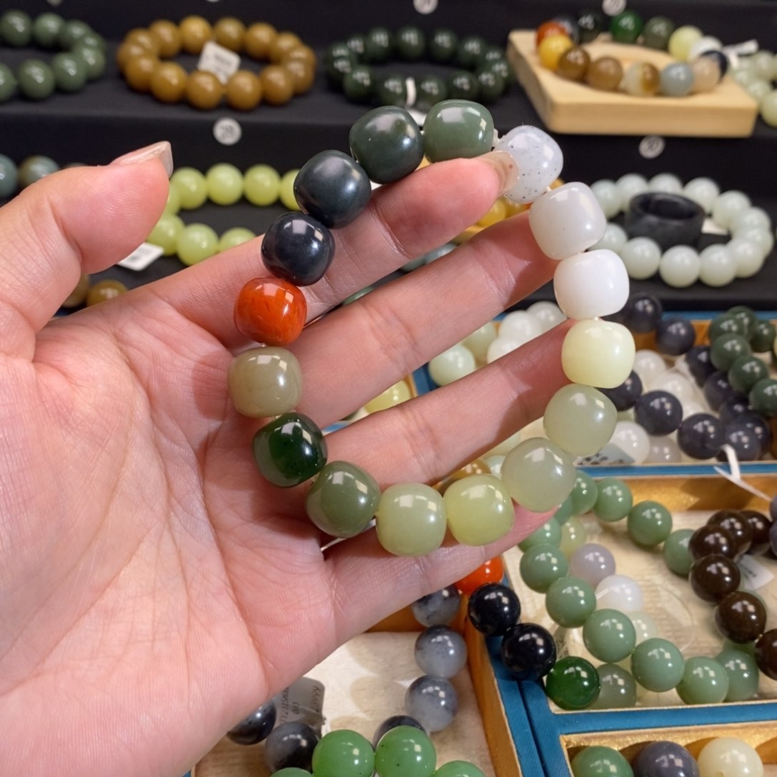 和田玉手链 14MM未镶嵌多宝老型