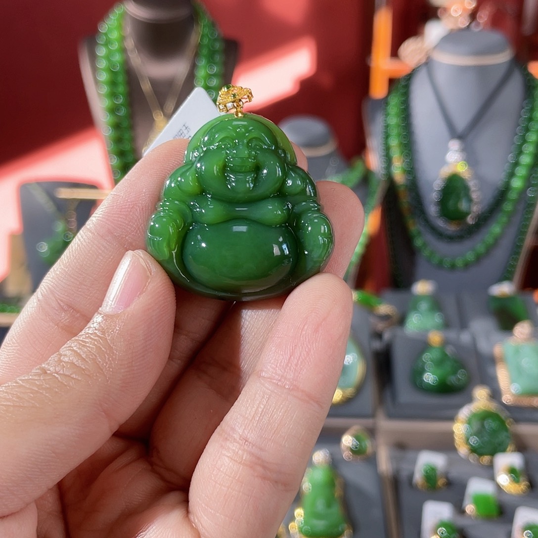 和田玉（碧玉）18K金镶嵌颈饰