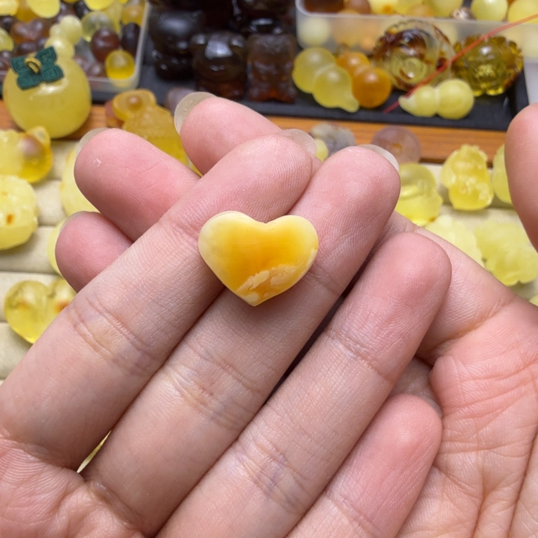 果***3蜜蜡未镶嵌珠宝奇石