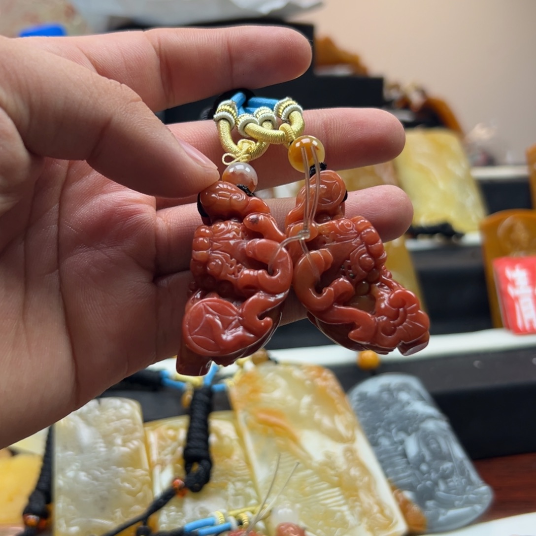 石英质玉（黄龙玉）未镶嵌hly