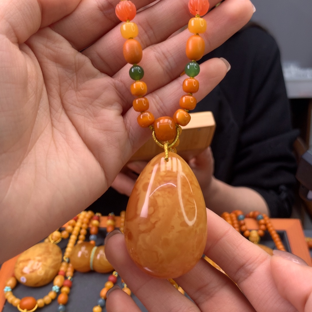 蜜蜡颈饰未镶嵌水滴