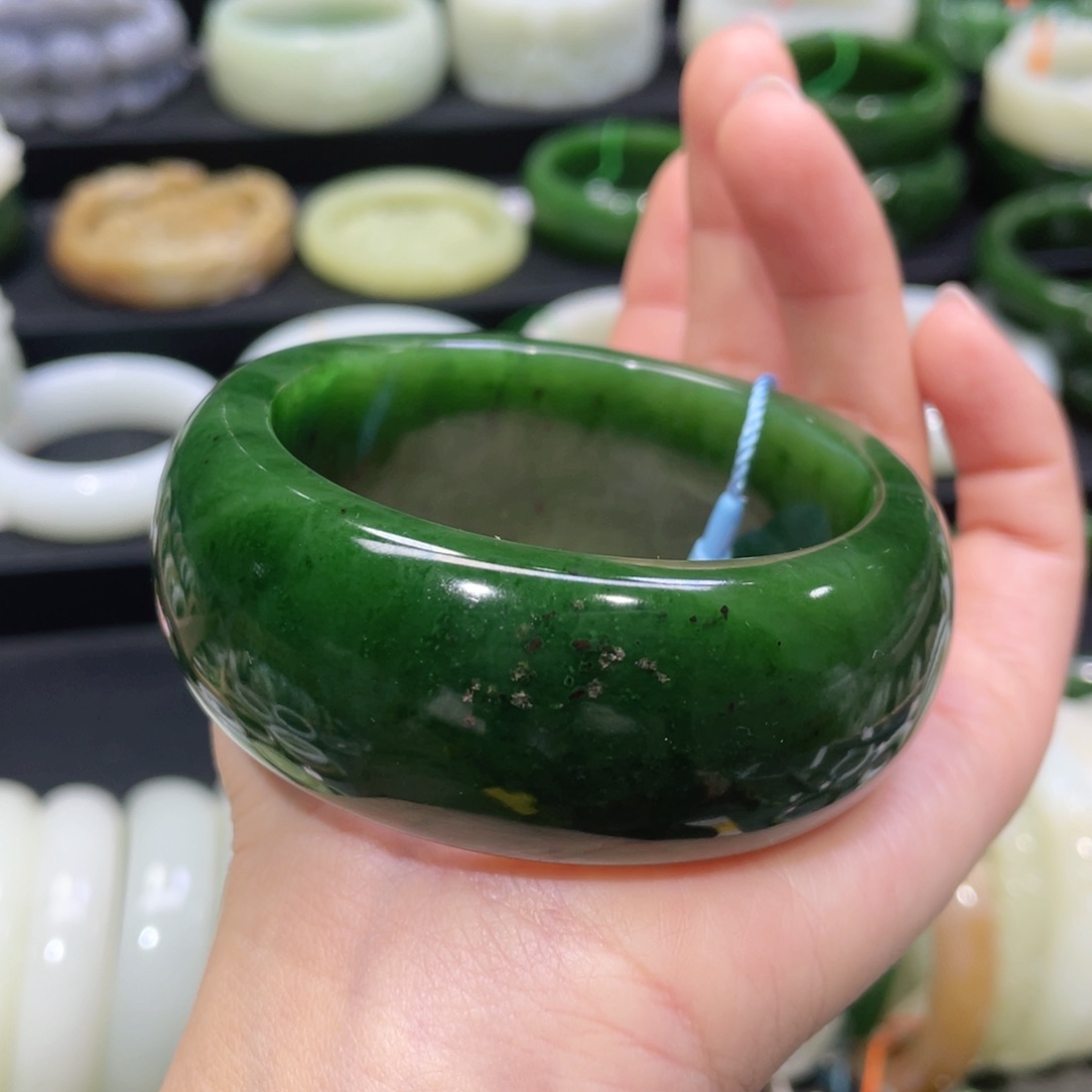 未镶嵌手镯和田玉63